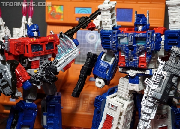 Review Siege Ultra Magnus Leader War For Cybetrtron  (52 of 93)